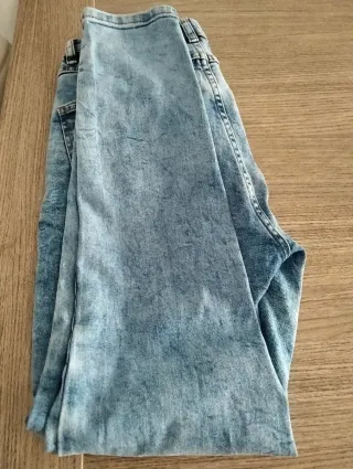 Pantalón vaquero mujer. Se a usado una vez