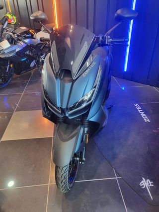 ZONTES D125 Maxi Scooter Azul/Gris