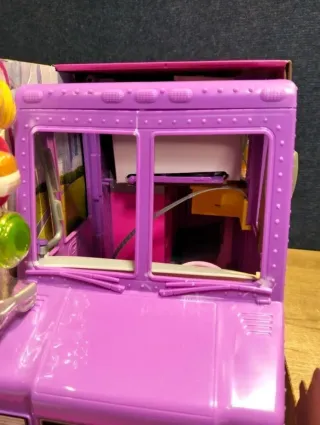 Barbie Food truck de juguete , muñeca y vehículo