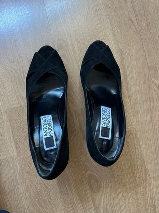 Zapato tacón ante Antonio Parraga negro