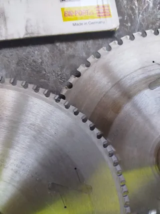 8 Discos de corte Sierra  305mm de 60 y 80 dientes