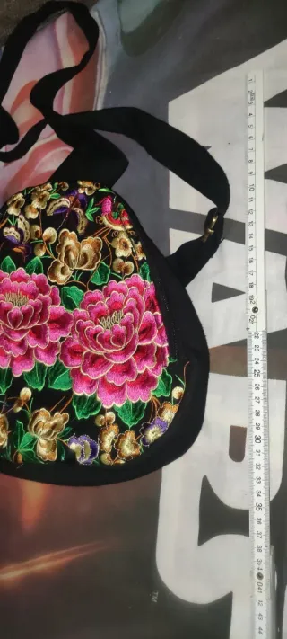 Bolso bandolera bordado flores