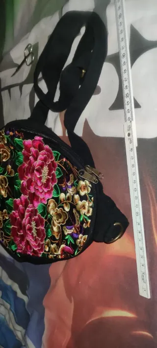 Bolso bandolera bordado flores