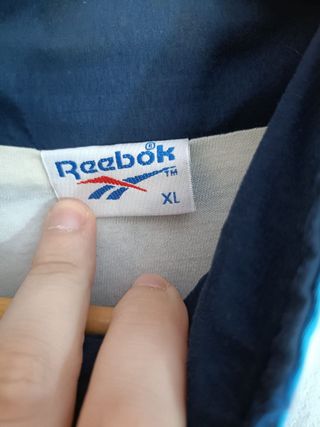 Sudadera Reebok Color Azul, Blanco y Negro TallaXL
