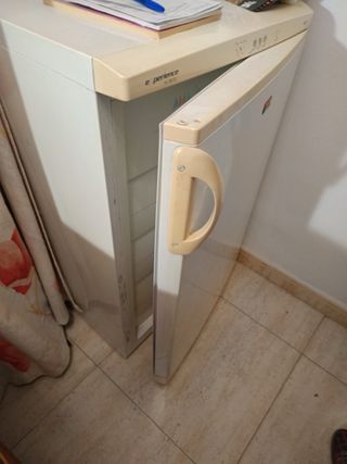 Congelatore New Pol XV 85 EL