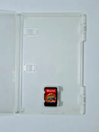 2 giochi:Super Mario Bros U Deluxe + Mario Striker