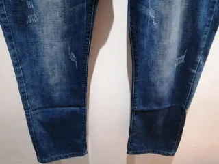 Pantalón vaquero roto.  Flex Style.