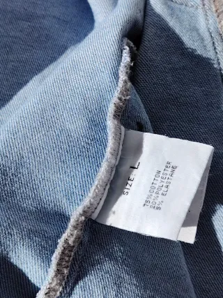 Chaqueta vaquera bordada floral Talla L