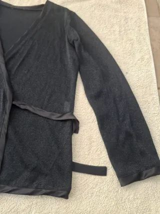 Chaqueta T48 Negra Brillante