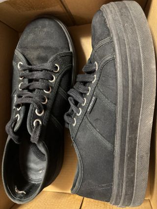 Bambas Victoria plataforma negras T37