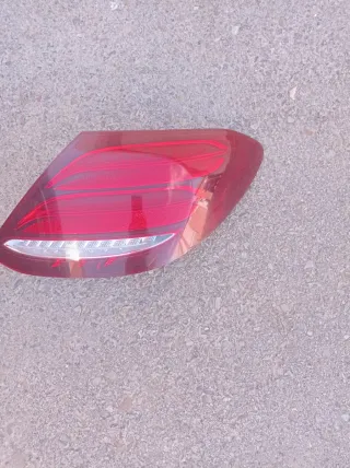 Piloto trasero derecho Mercedes E W213