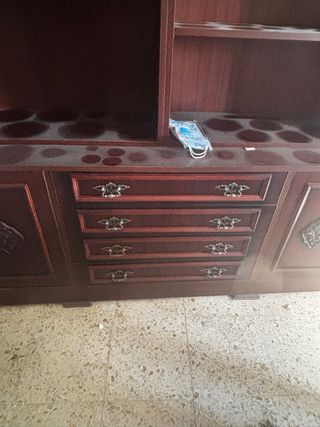 Mueble de salón antiguo madera y cristal