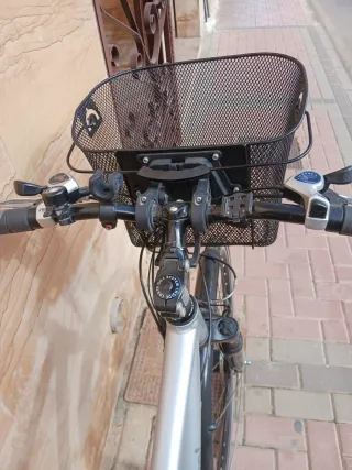 Bicicleta Lapierre Gris con Cesta