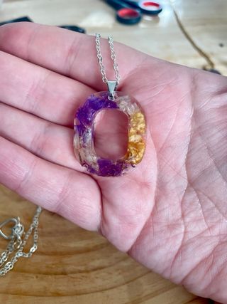 Colgante ovalado flores siempreviva