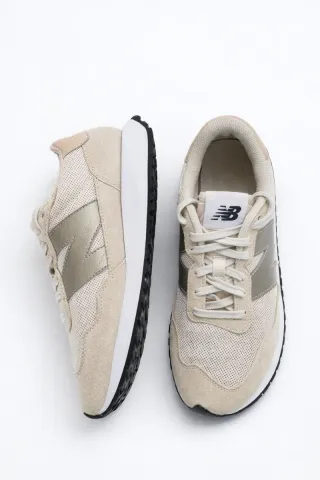 New Balance 237 Beige Mujer