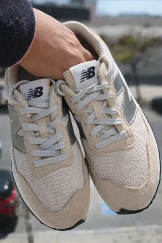 New Balance 237 Beige Mujer