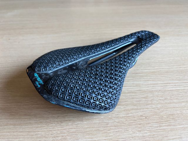 Sillín Ryet Carbono 3D