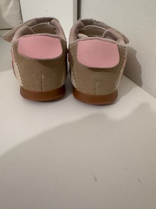 Zapatos niña velcro beige y rosa talla 24