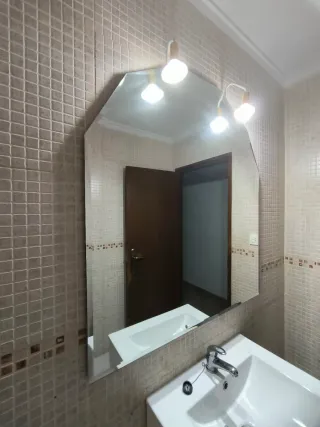 Espejo de baño octogonal