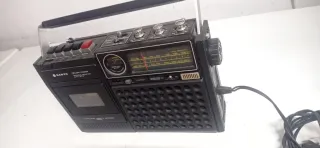 Radio Cassette Sanyo  Negro antiguo OCASIÓN UNICA