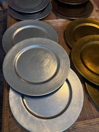 12 Bajoplatos Plástico Dorado y Plateado