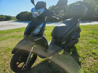 Kymco People GTI 125 Negra