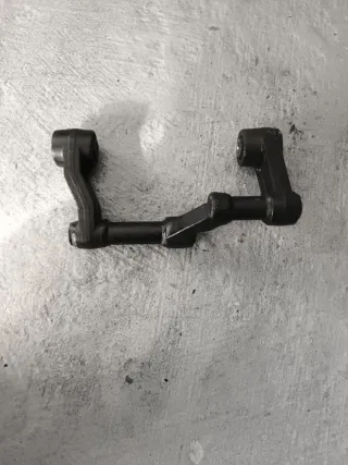 Soporte motor Kymco Superdink 125