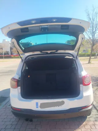 Volkswagen Tiguan 2011