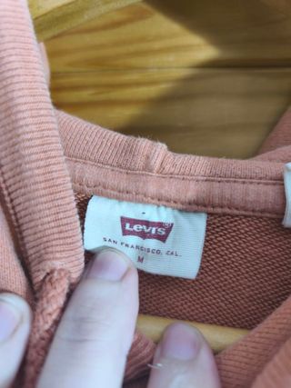 Sudadera Levis Color Naranja Talla M.