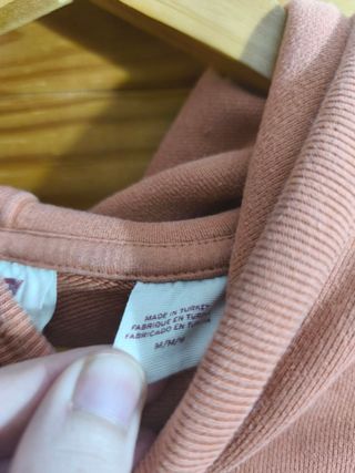 Sudadera Levis Color Naranja Talla M.
