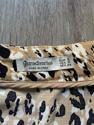 Falda leopardo Stradivarius