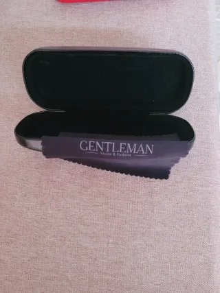 Custodia occhiali Megavision nera