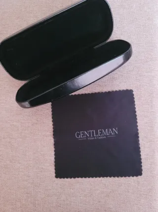 Custodia occhiali Megavision nera