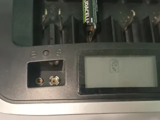 Caricatore per batterie Tronic