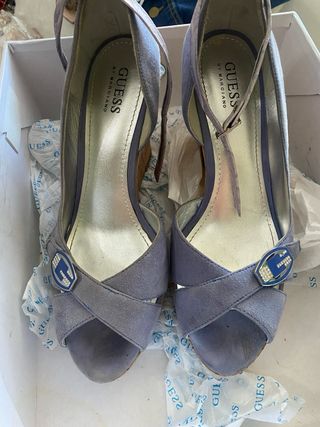 Zapatos de cuña Guess Talla 41