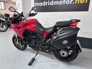 MV Agusta Veloce Rosso 800