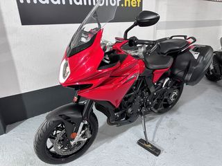 MV Agusta Veloce Rosso 800