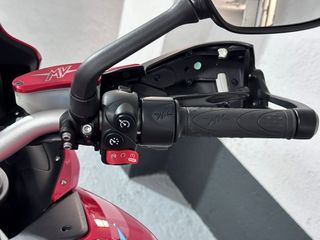 MV Agusta Veloce Rosso 800