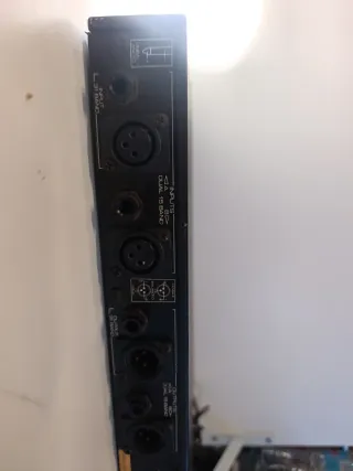 Ecualizador Gráfico Profesional dbx 1531X