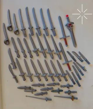 Playmobil - Grande lotto di spade e coltelli