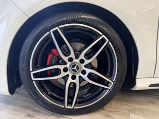 MERCEDES CLA 200D AMG