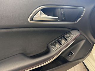 MERCEDES CLA 200D AMG