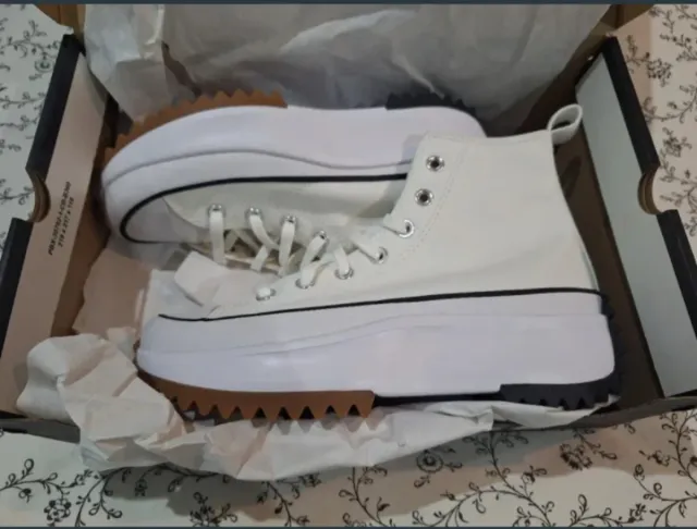 Converse Run Star Hike