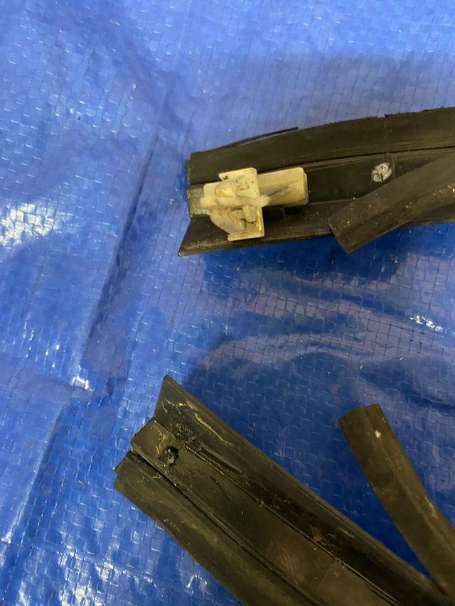 Molduras Pilar Cristal Delantero Civic EP