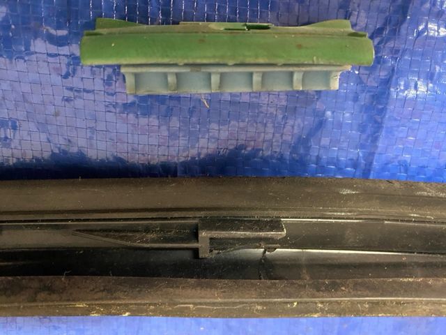 Molduras Pilar Cristal Delantero Civic EP