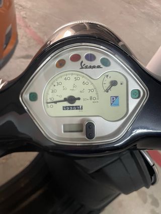 Vespa Piaggio 49cc Negra Automática