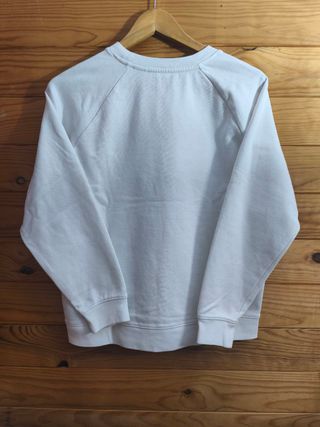 Sudadera Levis Color Blanco y Rojo Talla XS.