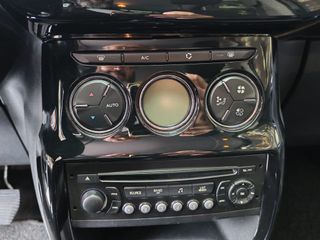 Citroen C3 2011 tan solo 61000 kilometros