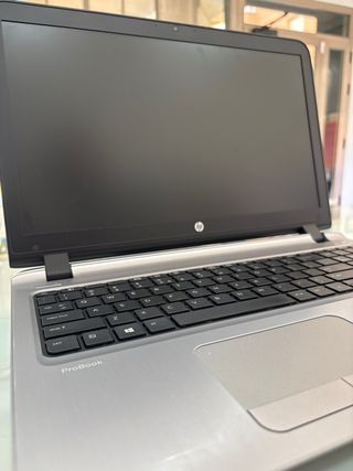 HP Core i5 Portátil Plata y Negro