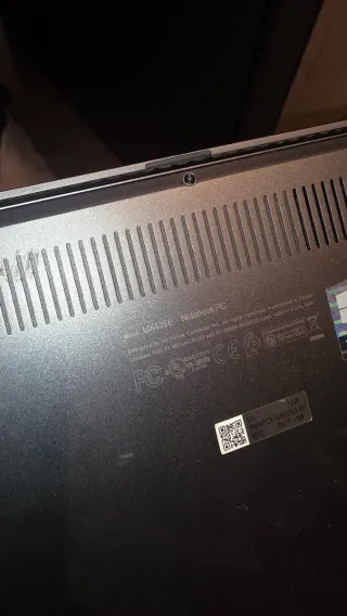 Asus ZenBook 14 Intel i7/16GB RAM/512GB SSD